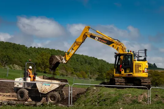360 Excavator Operator thumbnail
