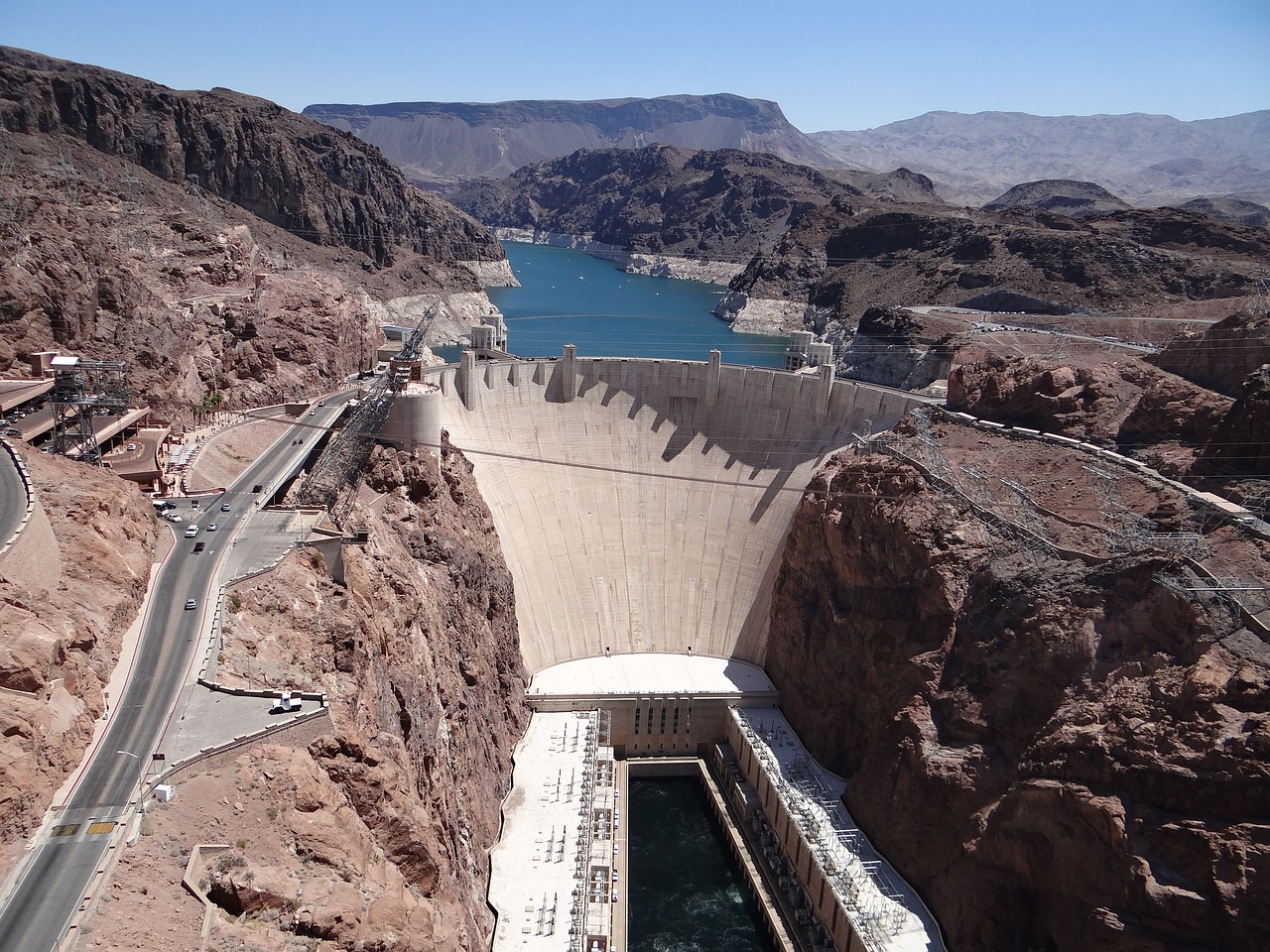 Amazing structures – the Hoover Dam